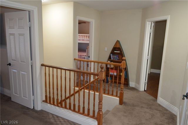 5596 Prospectors Creek Way, Las Vegas, NV 89122
