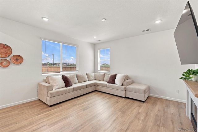 7077 E 126th Place, Thornton, CO 80602