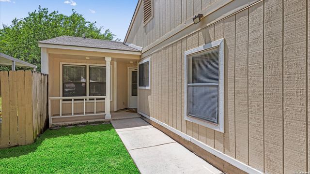 2823 ASH FIELD DR, San Antonio, TX 78245