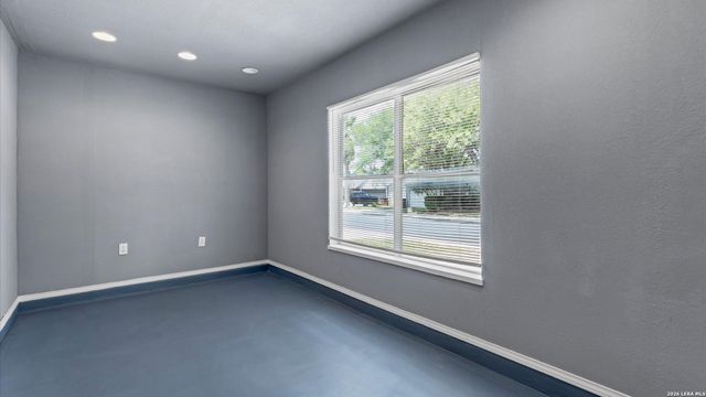 2823 ASH FIELD DR, San Antonio, TX 78245