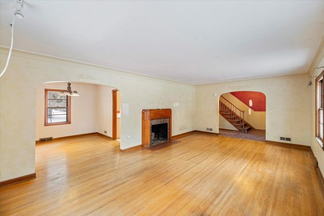 1215 5th Avenue S, Moorhead, MN 56560