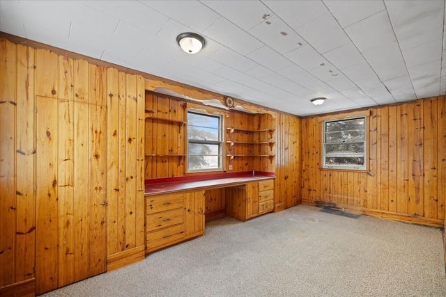 1215 5th Avenue S, Moorhead, MN 56560