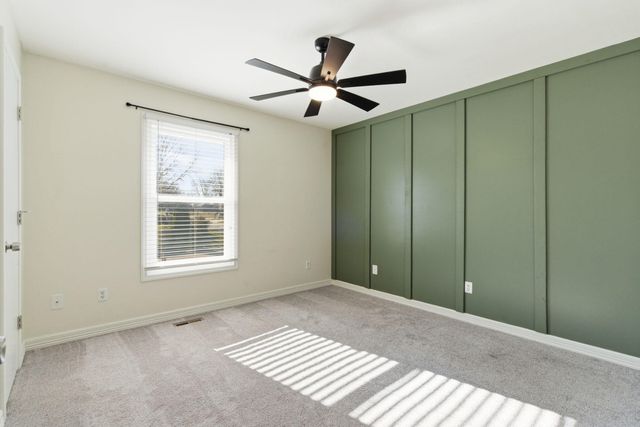 3371 W Primrose Street, Springfield, MO 65807