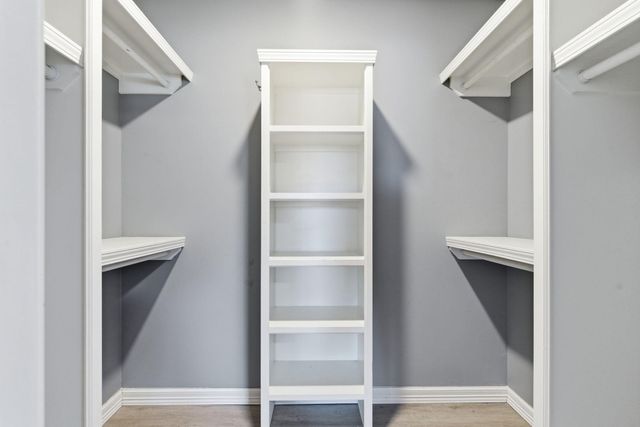 3371 W Primrose Street, Springfield, MO 65807