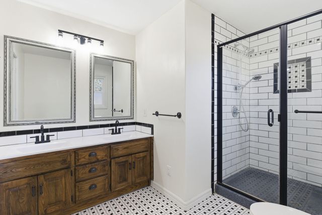 3371 W Primrose Street, Springfield, MO 65807