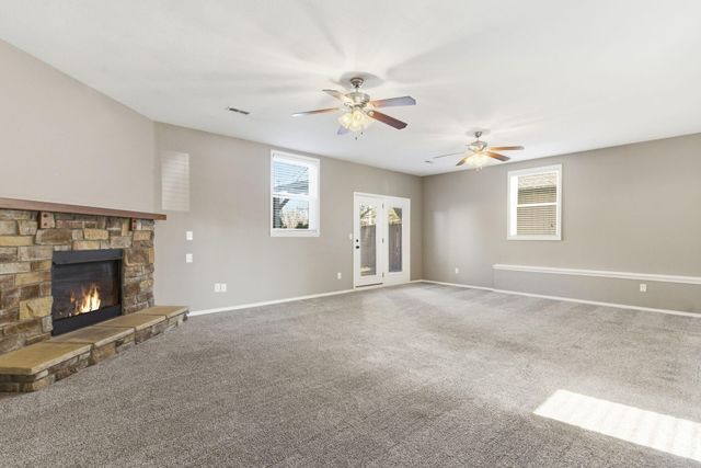 3371 W Primrose Street, Springfield, MO 65807