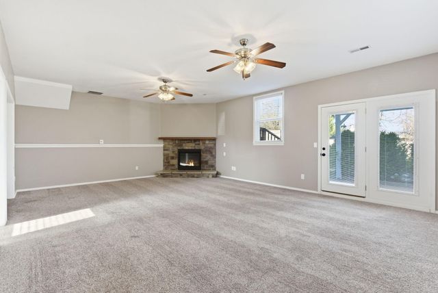 3371 W Primrose Street, Springfield, MO 65807