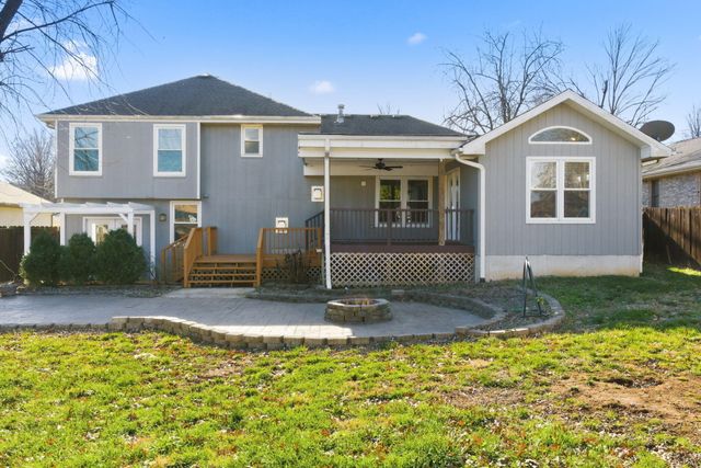 3371 W Primrose Street, Springfield, MO 65807