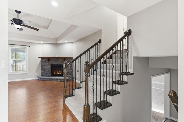 3371 W Primrose Street, Springfield, MO 65807