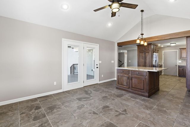 3371 W Primrose Street, Springfield, MO 65807