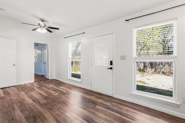 1116 Ebert Ave B, Austin, TX 78721