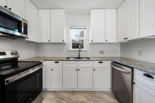 1116 Ebert Ave B, Austin, TX 78721