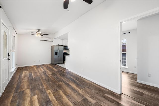 1116 Ebert Ave B, Austin, TX 78721