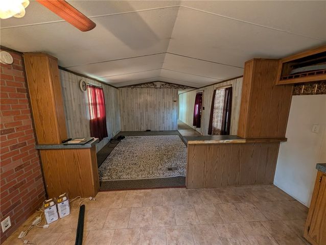 100 Santa Rita Ln, Connoquenessing Twp, PA 16001