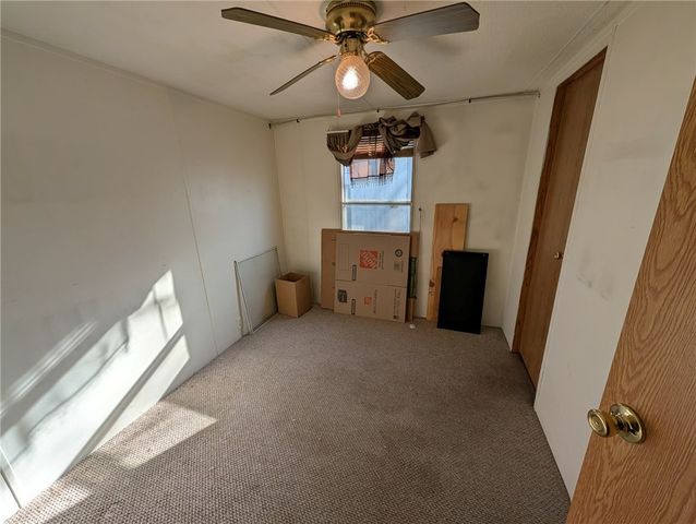 100 Santa Rita Ln, Connoquenessing Twp, PA 16001