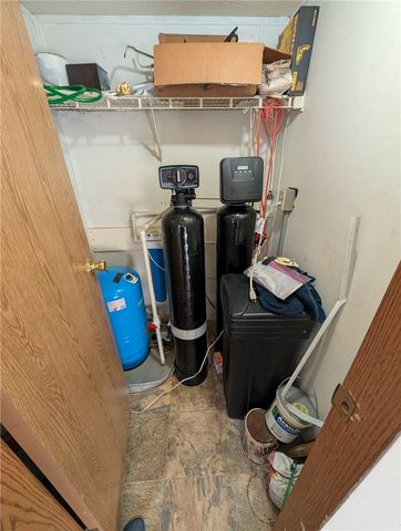 100 Santa Rita Ln, Connoquenessing Twp, PA 16001