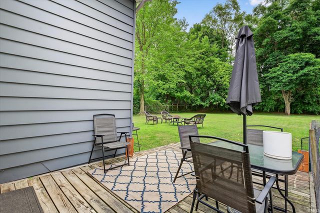 1222 Edgewood Drive, South Bend, IN 46616