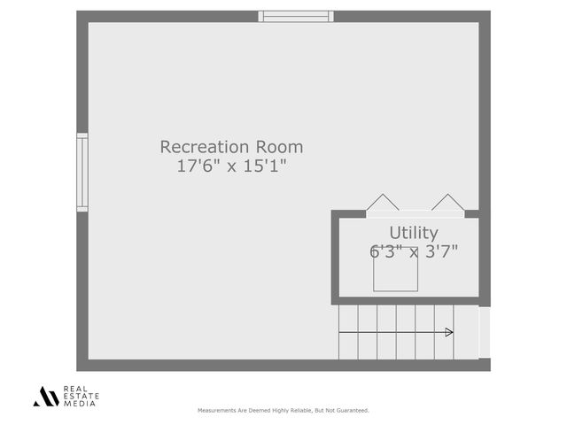 1222 Edgewood Drive, South Bend, IN 46616