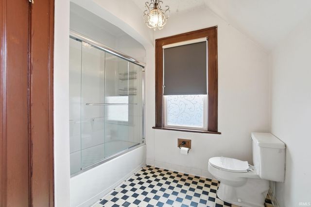 2915 N Anthony Boulevard, Fort Wayne, IN 46805