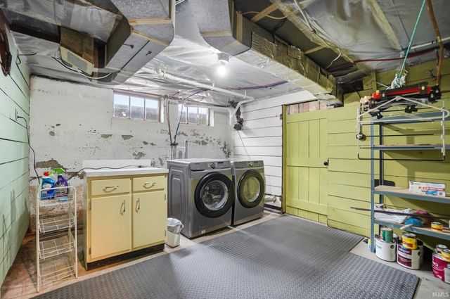 2915 N Anthony Boulevard, Fort Wayne, IN 46805