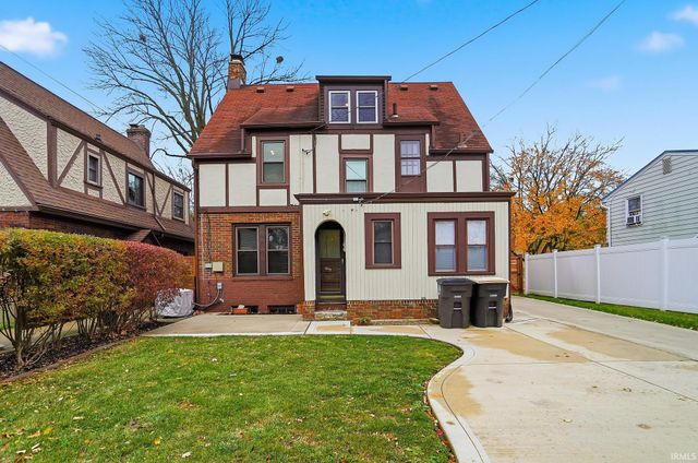 2915 N Anthony Boulevard, Fort Wayne, IN 46805