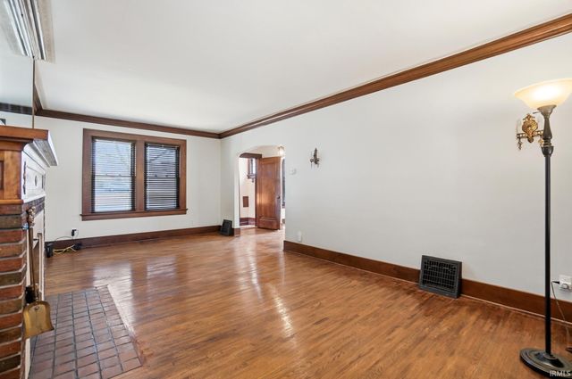 2915 N Anthony Boulevard, Fort Wayne, IN 46805