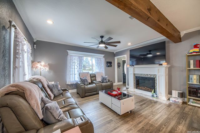 1002 French Place, San Antonio, TX 78212