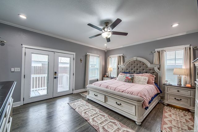 1002 French Place, San Antonio, TX 78212