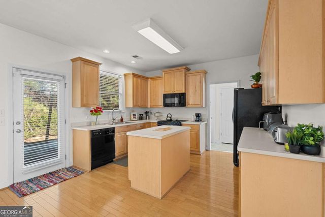 6464 Edgewater Cove, Fairburn, GA 30213