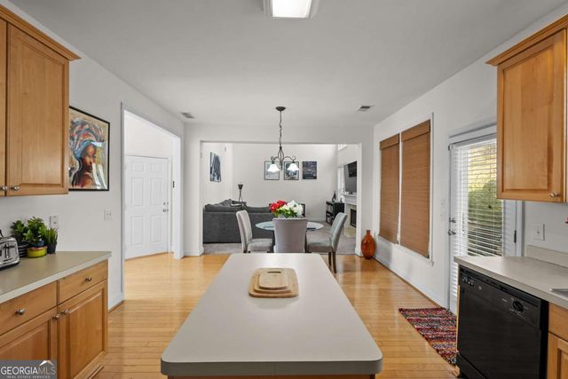 6464 Edgewater Cove, Fairburn, GA 30213