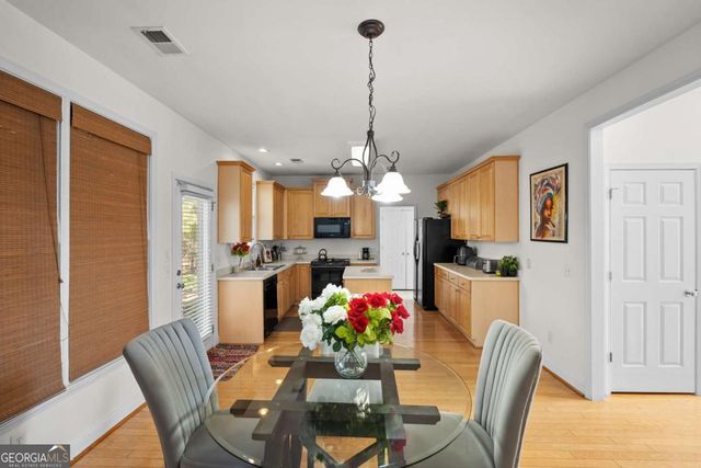 6464 Edgewater Cove, Fairburn, GA 30213