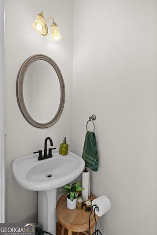 6464 Edgewater Cove, Fairburn, GA 30213