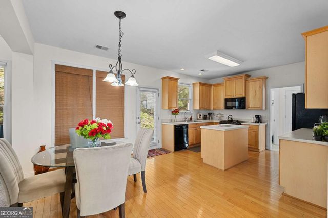 6464 Edgewater Cove, Fairburn, GA 30213