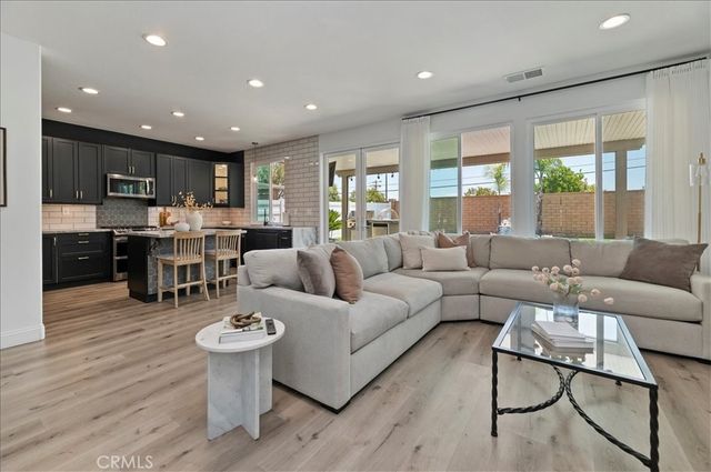 37020 Ascella, Murrieta, CA 92563