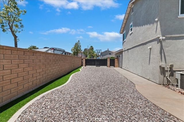 37020 Ascella, Murrieta, CA 92563