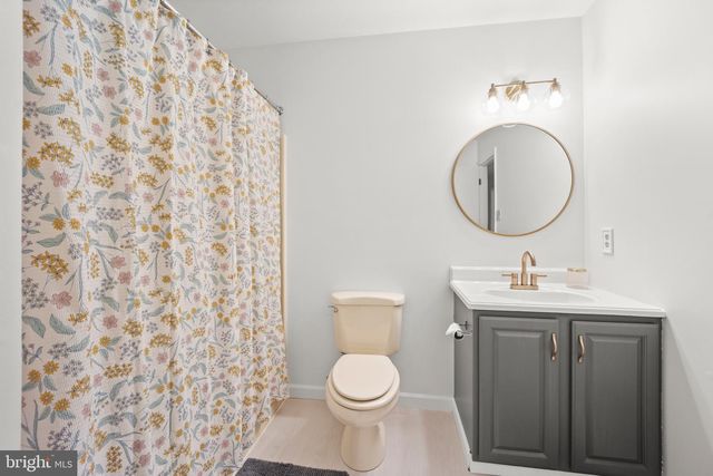 335 NICHOLAS CT, Wilmington, DE 19808