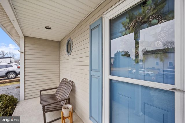 335 NICHOLAS CT, Wilmington, DE 19808