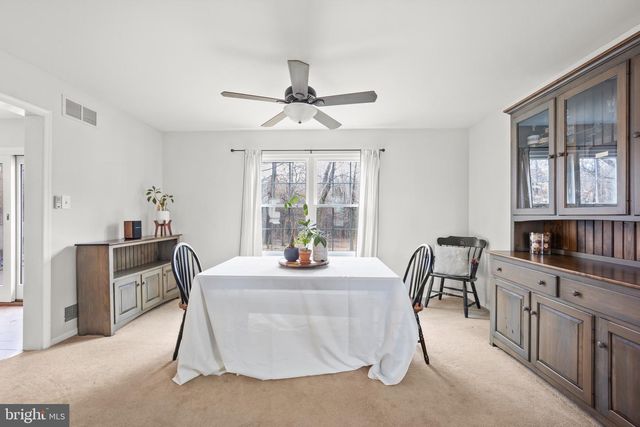 335 NICHOLAS CT, Wilmington, DE 19808