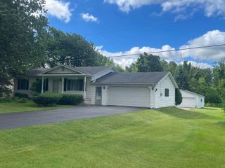 12055 W Lennon Road, Clayton Twp, MI 48449
