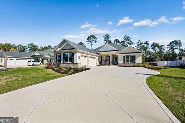204 Fiddlers Cove Drive, Kingsland, GA 31548