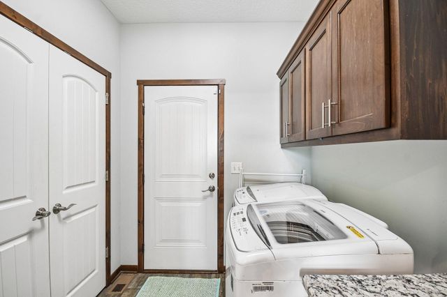 31473 Marvin Avenue, Lindstrom, MN 55045