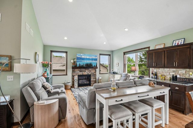 31473 Marvin Avenue, Lindstrom, MN 55045