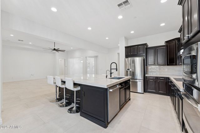 4547 S Banning Drive, Gilbert, AZ 85297