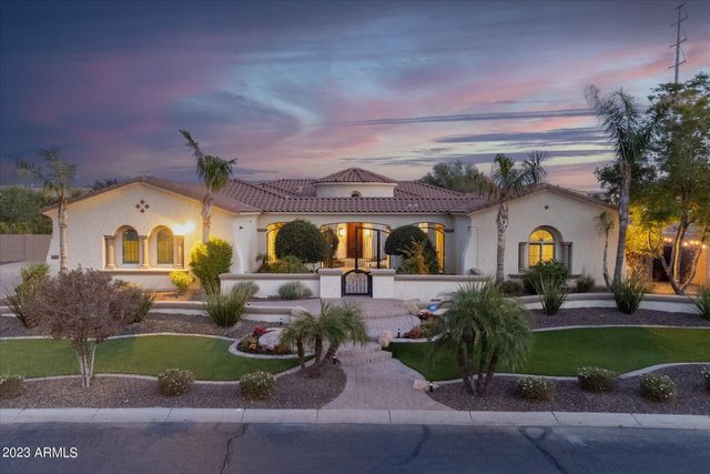 4547 S Banning Drive, Gilbert, AZ 85297