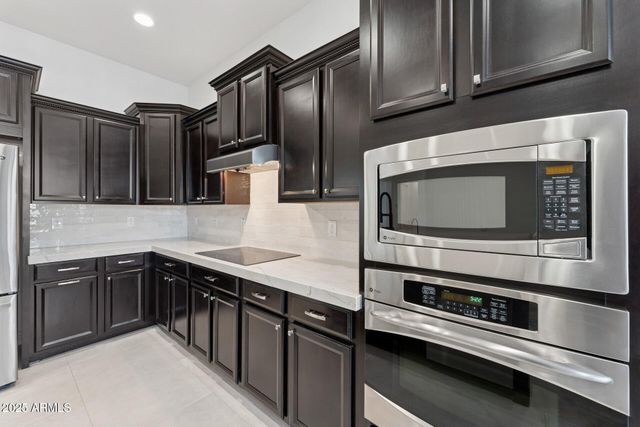 4547 S Banning Drive, Gilbert, AZ 85297