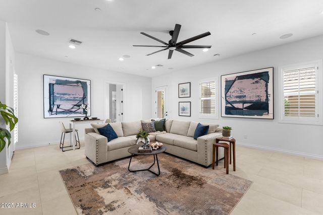 4547 S Banning Drive, Gilbert, AZ 85297