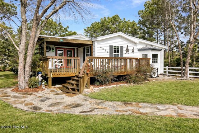 4516 Oak Crest Drive SE, Boiling Spring Lakes, NC 28461