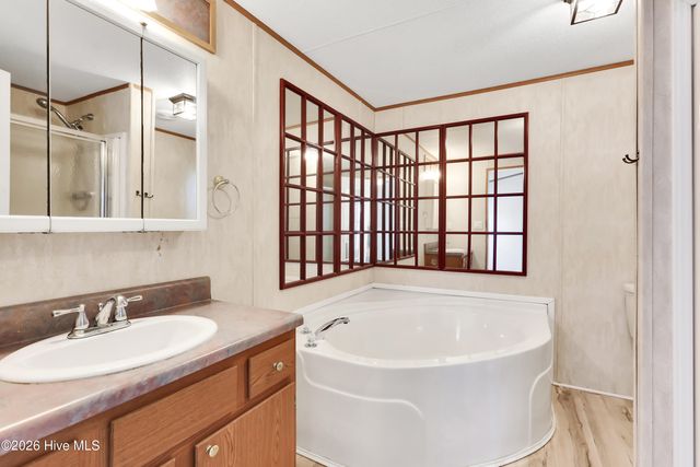 4516 Oak Crest Drive SE, Boiling Spring Lakes, NC 28461