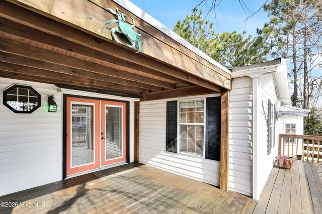 4516 Oak Crest Drive SE, Boiling Spring Lakes, NC 28461