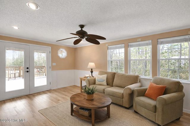 4516 Oak Crest Drive SE, Boiling Spring Lakes, NC 28461